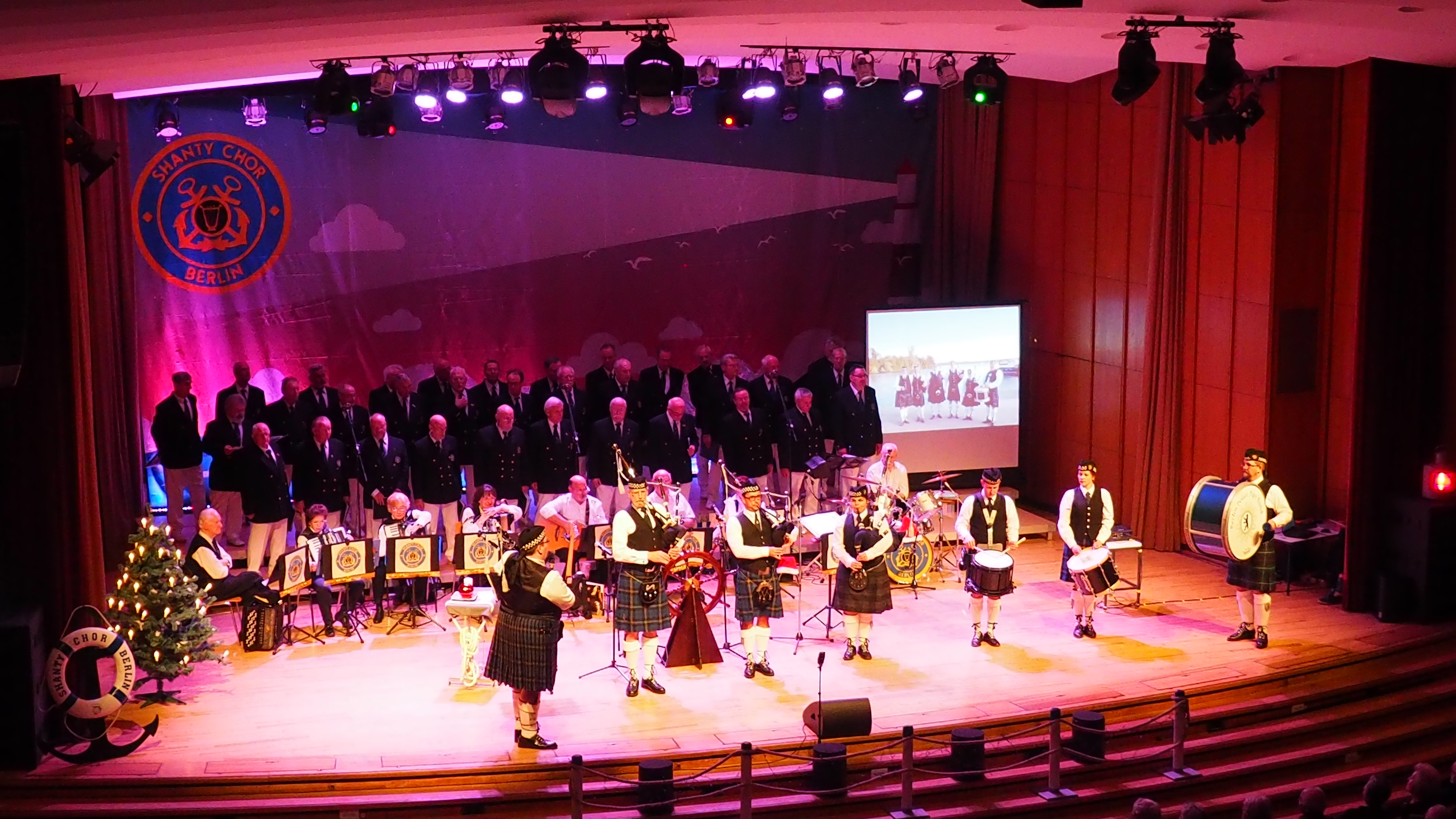 Weihnachtskonzert mit dem Shanty-Chor Berlin 2018